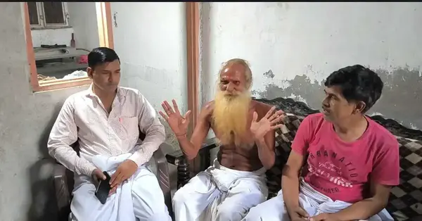 सलाह,भल न कीन्ह तैं निसिचर नाहा। अब मोहि आइ जगाएहि काहा॥