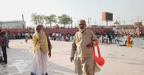 रामकथा कलि बिटप कुठारी। सादर सुनु गिरिराजकुमारी॥